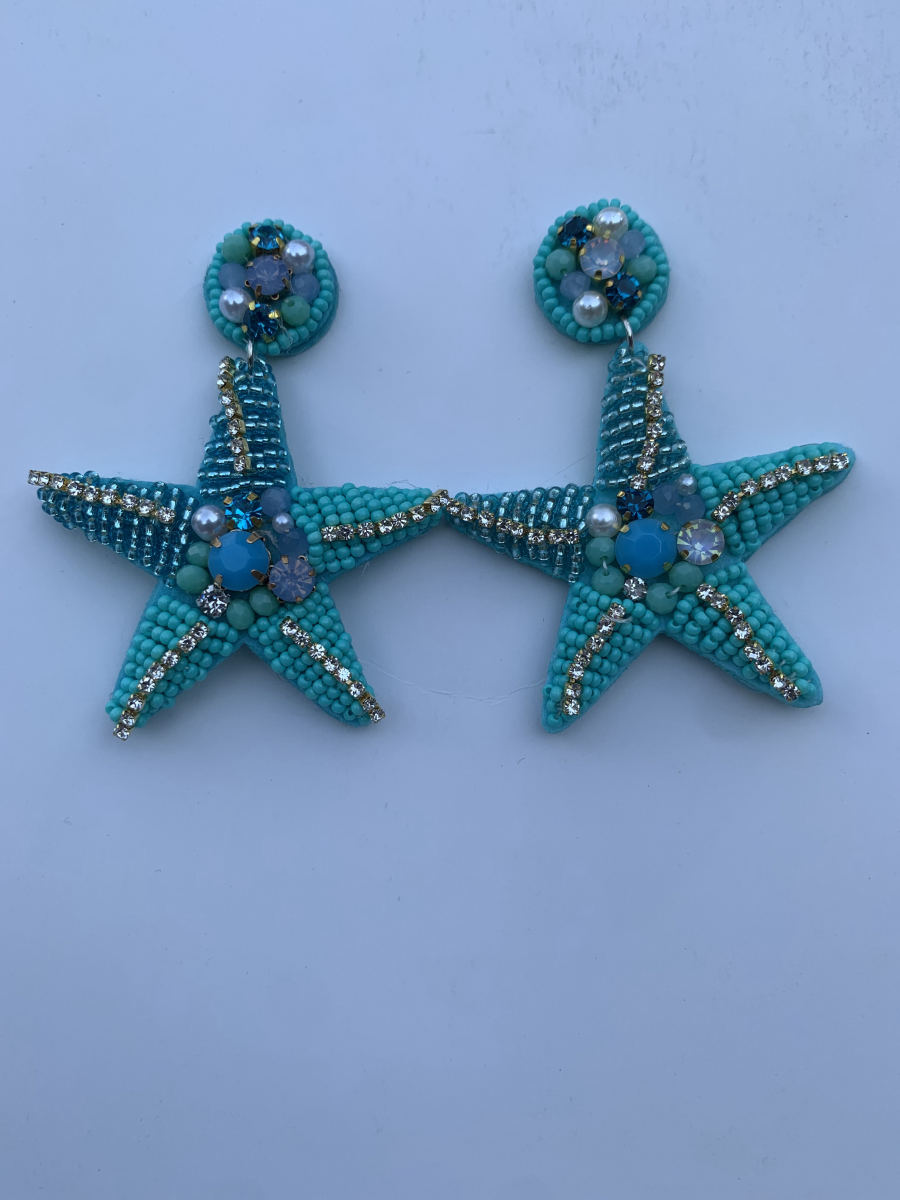 Large five-point starfish earrings in turquoise seed beads with rhinestone arm trim and crystal pearl cluster stud top.